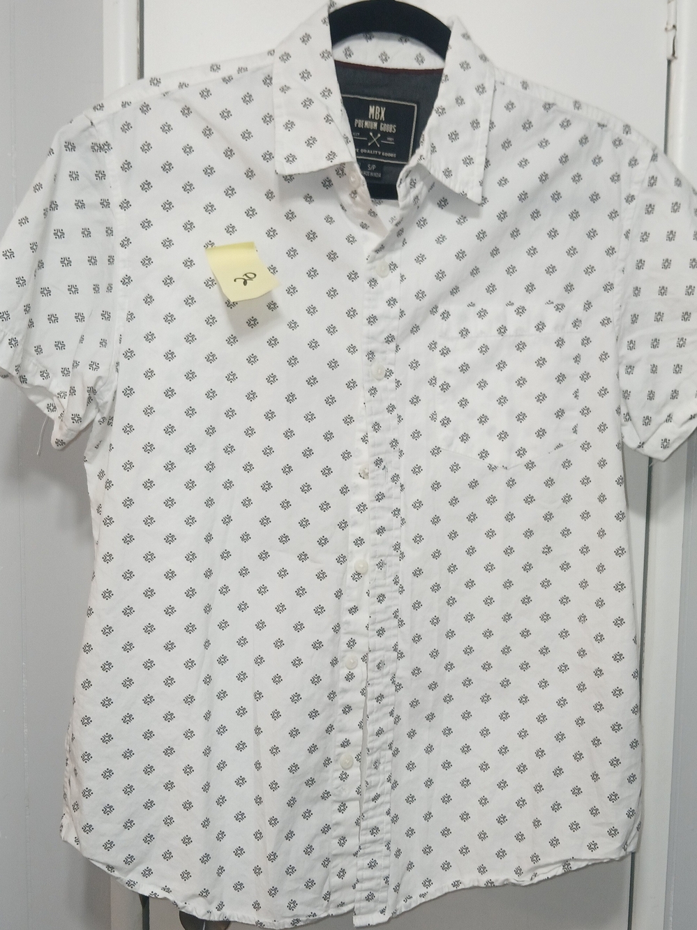 MBX Men's White Short-Sleeve Patterned Shirt
